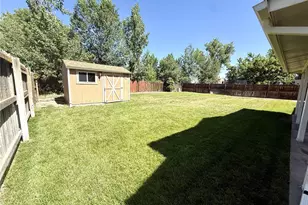 4705 Fraser Wy, Denver, CO 80239 - Photo 32