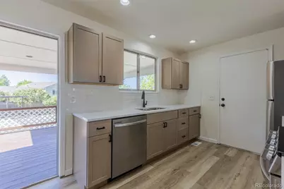 1341 S Yampa Court, Aurora, CO 80017 - Photo 10