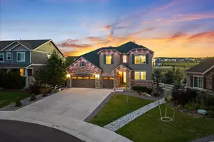 2627 Hillcroft Ln, Castle Rock, CO 80104 - Photo 2