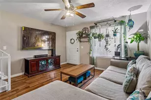 17698 E Loyola Dr, Aurora, CO 80013 - Photo 8