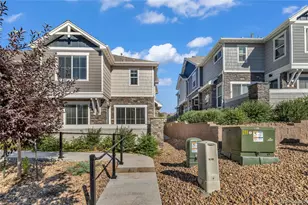 5745 S Buchanan Ct, Aurora, CO 80016 - Photo 2