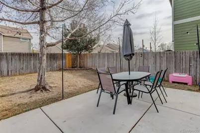 2422 S Genoa Way, Aurora, CO 80013 - Photo 14