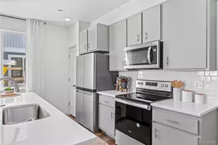 4628 N Sicily St, Aurora, CO 80019 - Photo 4