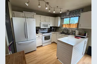 19062 E Quinn Place, Aurora, CO 80015 - Photo 8
