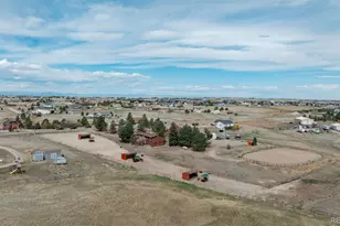 41646 Carol Ct, Parker, CO 80138 - Photo 2
