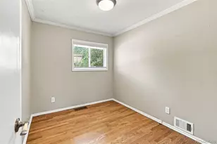 5675 E Minnesota Dr, Denver, CO 80224 - Photo 14