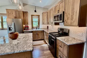 817 Big Horn Dr, Estes Park, CO 80517 - Photo 4