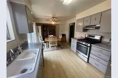 4426 S Eagle Circle, Aurora, CO 80015 - Photo 8