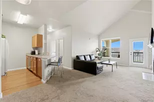 18939 E Warren Cir, Aurora, CO 80013 - Photo 4