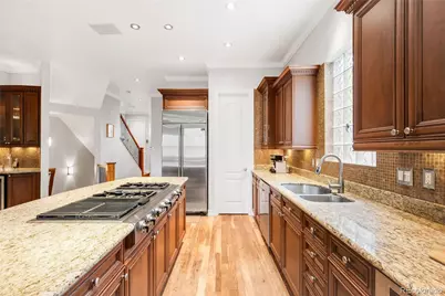 2527 Tremont Place, Denver, CO 80205 - Photo 8