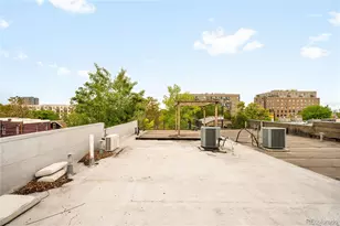 2527 Tremont Pl, Denver, CO 80205 - Photo 40