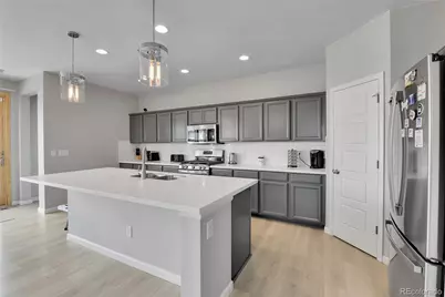 27853 E 8th Avenue, Aurora, CO 80018 - Photo 6