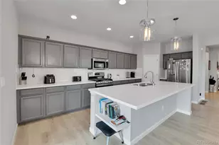 27853 E 8th Ave, Aurora, CO 80018 - Photo 8