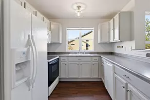 3258 S Zeno Ct, Aurora, CO 80013 - Photo 8