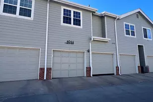 4044 S Carson St, Aurora, CO 80014 - Photo 2