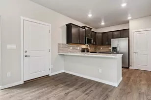 365 N Bersshine St, Watkins, CO 80137 - Photo 6