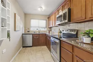 2870 Newport St, Denver, CO 80207 - Photo 14