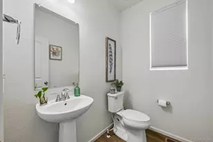 608 N Bersshine Ct, Watkins, CO 80137 - Photo 16