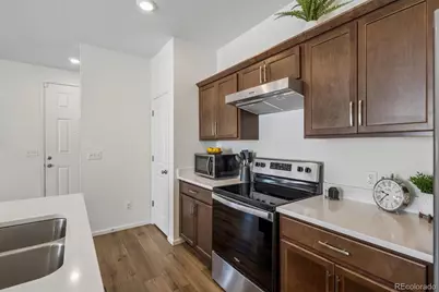 608 N Bersshine Court, Watkins, CO 80137 - Photo 12