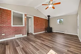 400 Leo Ln, Denver, CO 80260 - Photo 10