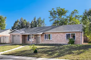 831 Tucson St, Aurora, CO 80011 - Photo 4