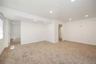 19308 E Dickenson Pl, Aurora, CO 80013 - Photo 32
