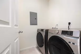 5755 S Buchanan Ct, Aurora, CO 80016 - Photo 18