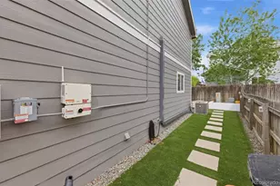 10598 Forester Pl, Longmont, CO 80504 - Photo 32