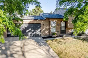 20652 E Batavia Dr, Aurora, CO 80011 - Photo 2