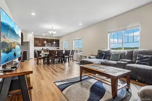 5328 Trails Edge Ln, Castle Rock, CO 80104 - Photo 4