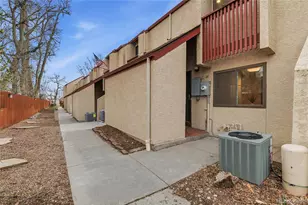 1060 S Parker Road, Denver, CO 80231 - Photo 24