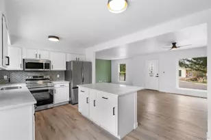 15974 E Baltic Pl, Aurora, CO 80013 - Photo 10