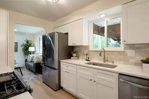 2116 S Yukon St, Lakewood, CO 80227 - Photo 6