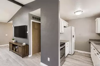 4247 S Pitkin Street, Aurora, CO 80013 - Photo 4