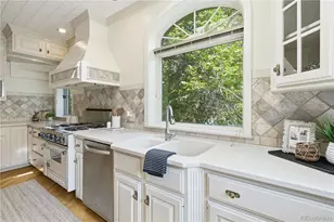 2390 Forest St, Denver, CO 80207 - Photo 20