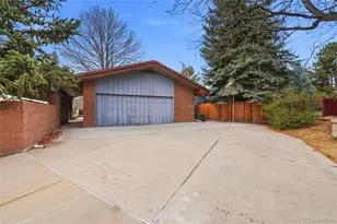 5761 E Nassau Pl, Englewood, CO 80111 - Photo 12