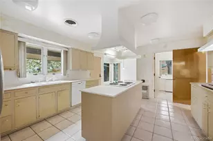 5761 E Nassau Pl, Englewood, CO 80111 - Photo 18