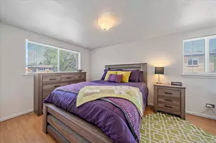 3040 Grape St, Denver, CO 80207 - Photo 12