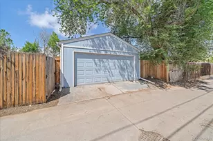 3040 Grape St, Denver, CO 80207 - Photo 30