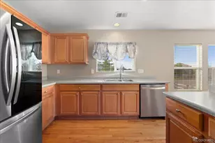 9811 Marmot Ridge Cir, Littleton, CO 80125 - Photo 8