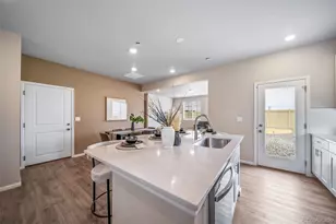 10155 Scranton Ct, Commerce City, CO 80022 - Photo 4