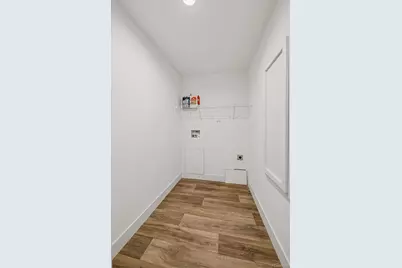 9400 Elm Court, Denver, CO 80260 - Photo 10