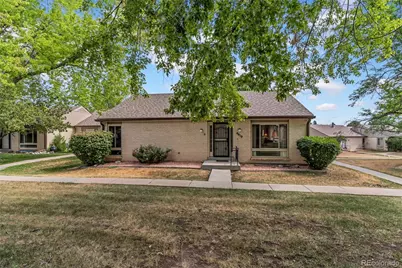 4619 W Ponds Circle, Littleton, CO 80123 - Photo 2
