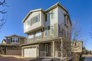 26248 E Maple Dr, Aurora, CO 80018 - Photo 2