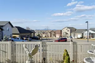 10571 Yosemite St, Commerce City, CO 80640 - Photo 26