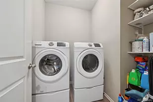 10571 Yosemite St, Commerce City, CO 80640 - Photo 18