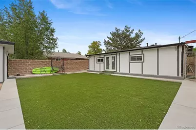 3017 Cimarron Street, Aurora, CO 80011 - Photo 38