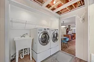 3880 S Willow Way, Denver, CO 80237 - Photo 14