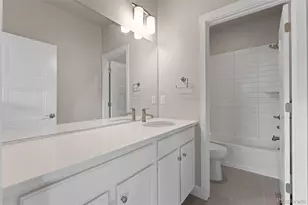 9751 E 62nd Dr, Denver, CO 80238 - Photo 32