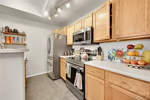 8371 S Upham Way, Littleton, CO 80128 - Photo 10